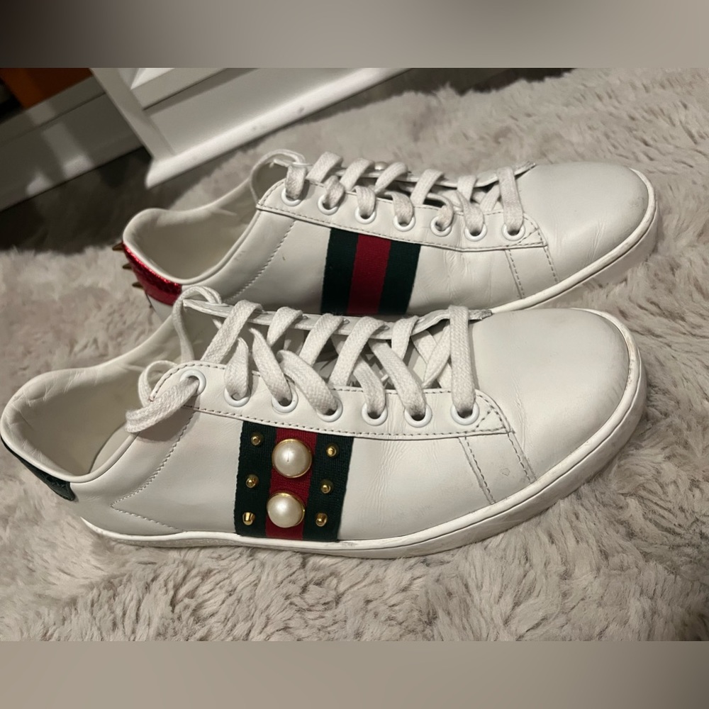 Gucci sneakers